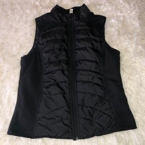 Black puffer vest